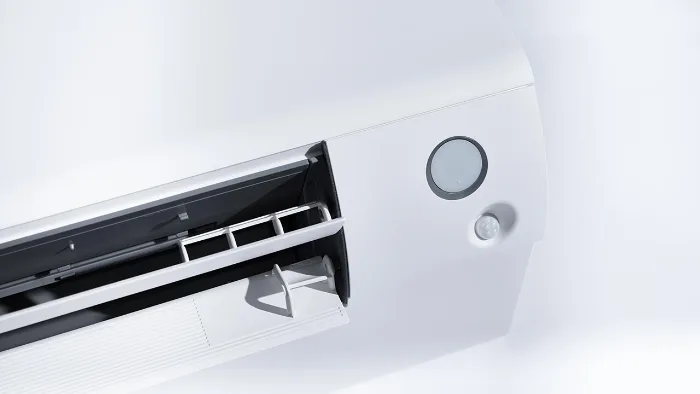 Daikin Perfera Cool siivekkeiden lisäohjaimet nurkissa